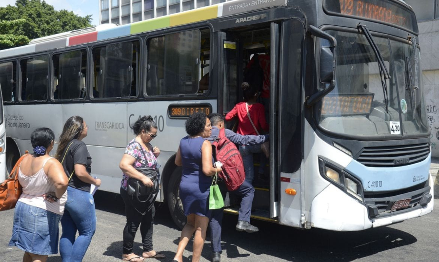 Transporte público deve ser gratuito em todo o país no segundo turno domingo