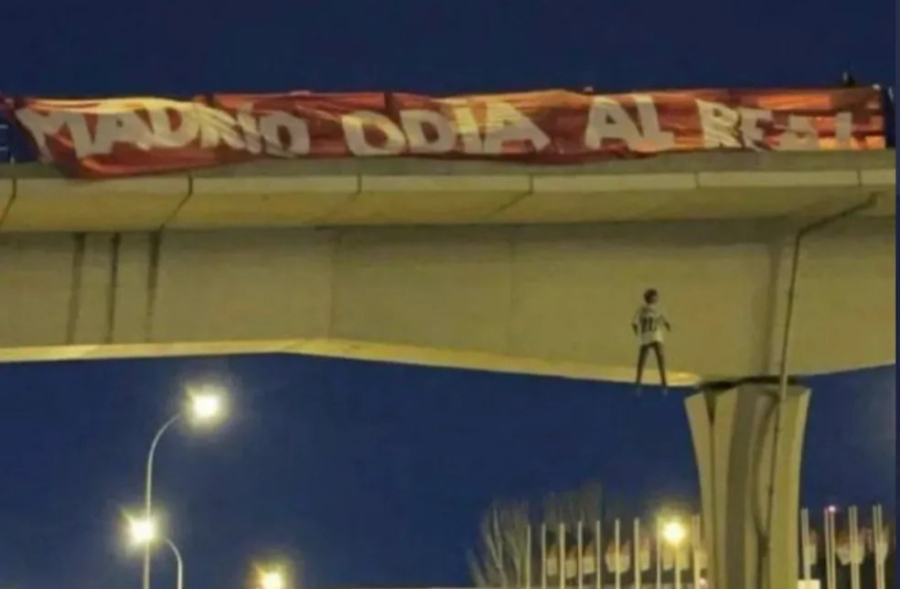 Justiça da Espanha condena 4 por boneco de Vinicius Jr. enforcado em Madri