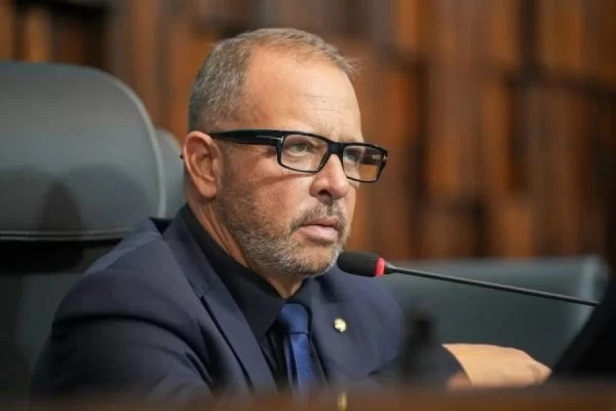 Alerj convoca reunião de líderes para definir eleição da presidência