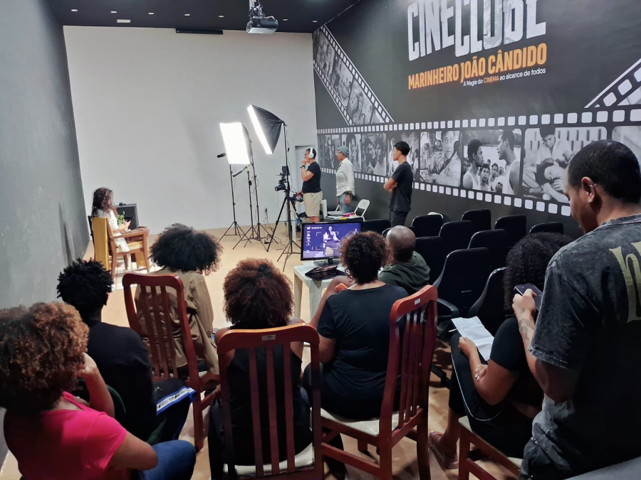 Casa da Cultura recebe ação do Cast Baixada em São João de Meriti