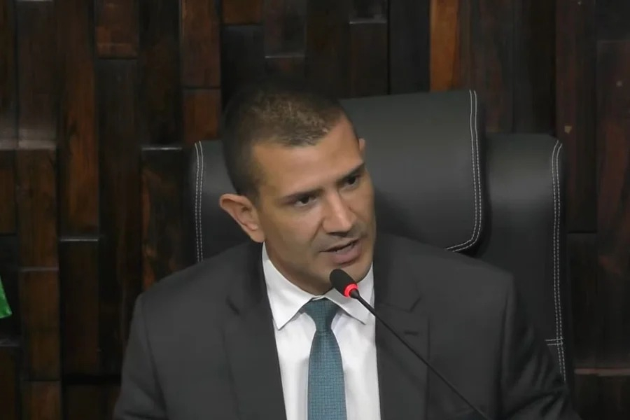 ALERJ anuncia Comissão para cortar gastos e revisar contas dos 3 poderes do estado