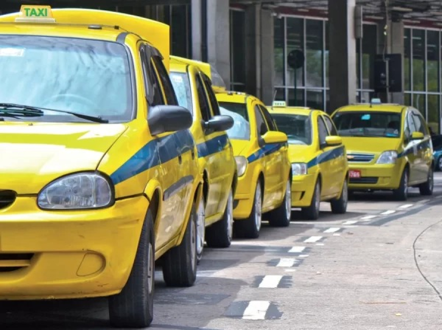 Governo libera R$ 30 bilhões para financiar carros de motoristas de táxi e aplicativo