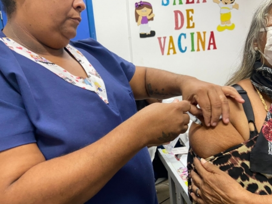 Caxias amplia vacinação contra gripe para todos as fixas etárias a partir de 6 meses de idade