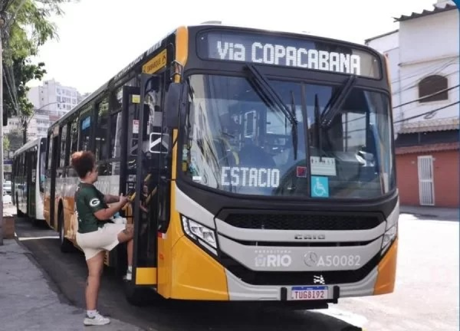 Passagem de ônibus pode subir até 8% com fim da escala 6x1