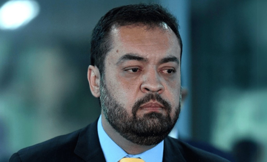 TSE publica acórdão que torna Cláudio Castro inelegível