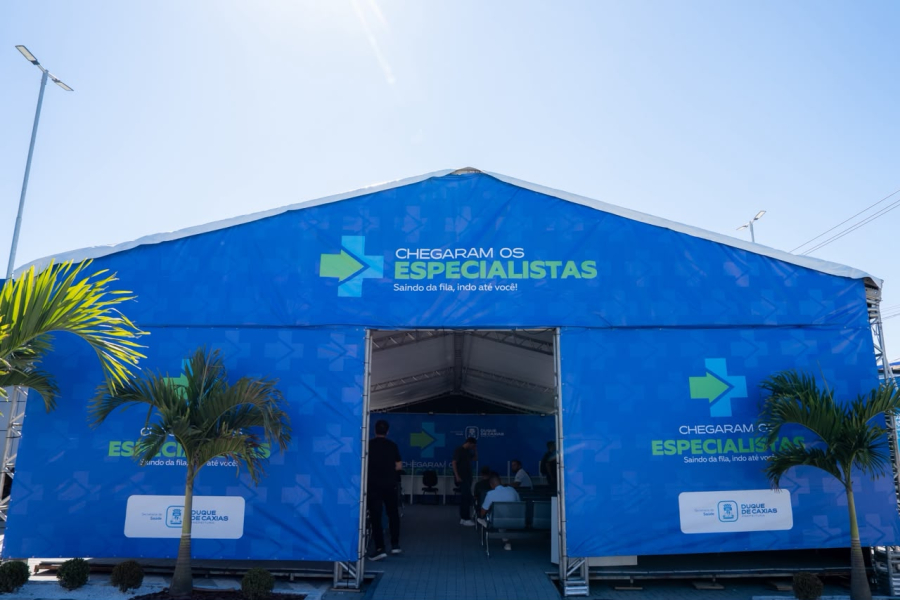 Carreta 'Chegaram os Especialistas' e Programa Governo nos bairros chegam a Imbariê
