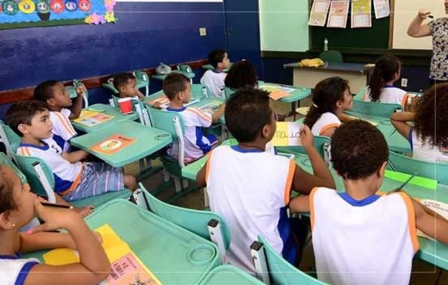 Nova Iguaçu retoma aulas em 81 escolas; 63 unidades seguem fechadas após ventania